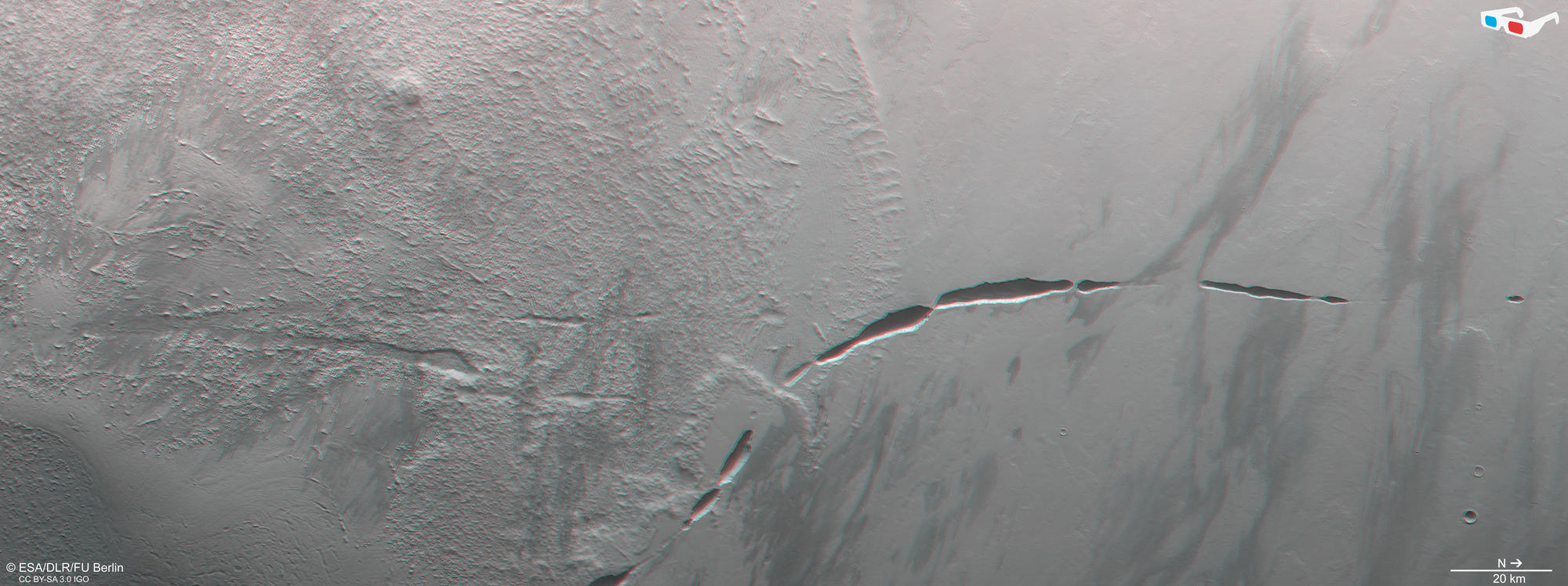 Aganippe Fossa - HRSC Anaglyphe